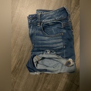American Eagle Size 2 shorts